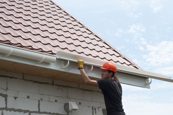 Rain Gutter Repair in Panama City