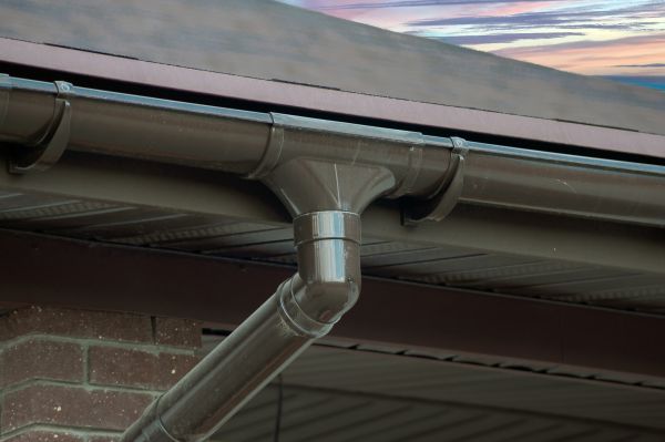 Gutter Rerouting in Panama City