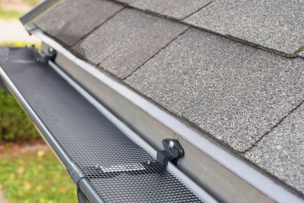 Covered Gutter Installation in Panama City